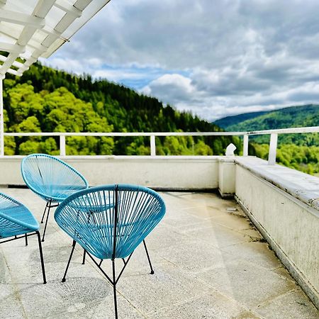 Ferienwohnung Sky Is The Limit Sinaia Exterior foto