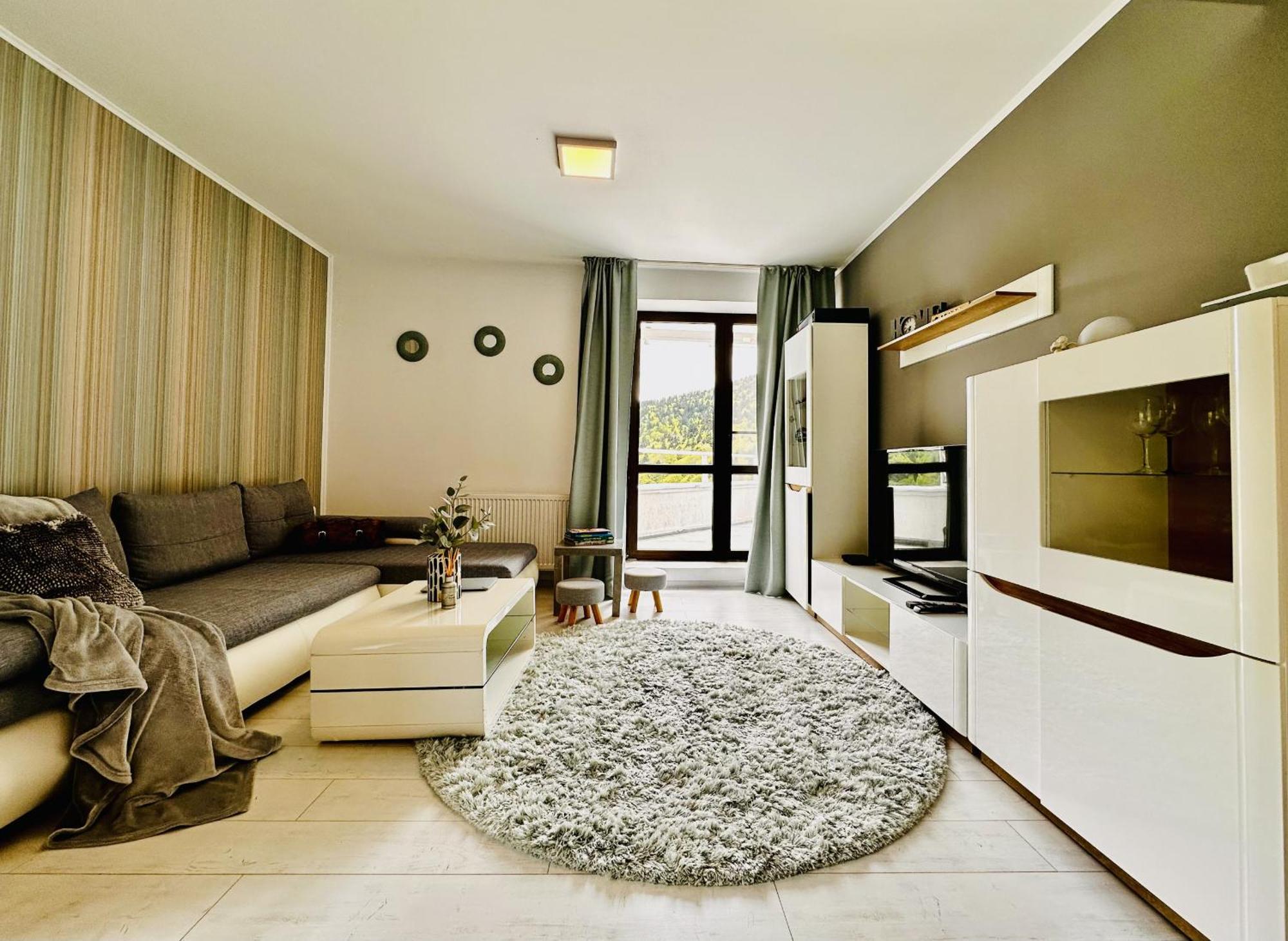 Ferienwohnung Sky Is The Limit Sinaia Exterior foto